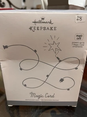 Cordón mágico Hallmark Keepsake (potencia adornos de cordón mágico de 2010 y posteriores) Foto 1 de 4