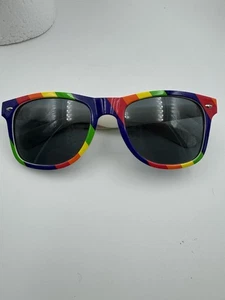 Facebook Sunglasses Rainbow Pride - Picture 1 of 8