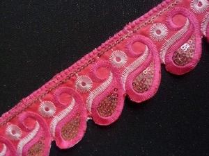 Paisley bestickt Spitze Ethno Halsborte zum Aufnähen Band Kleiderborte 50 mm - Bild 1 von 4