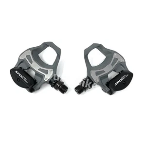 TOTALMENTE NUEVOS Pedales para Bicicleta de Carretera Shimano PD-R550 SPD-SL Sin Clip con Tacos SM-SH11 - Imagen 1 de 3