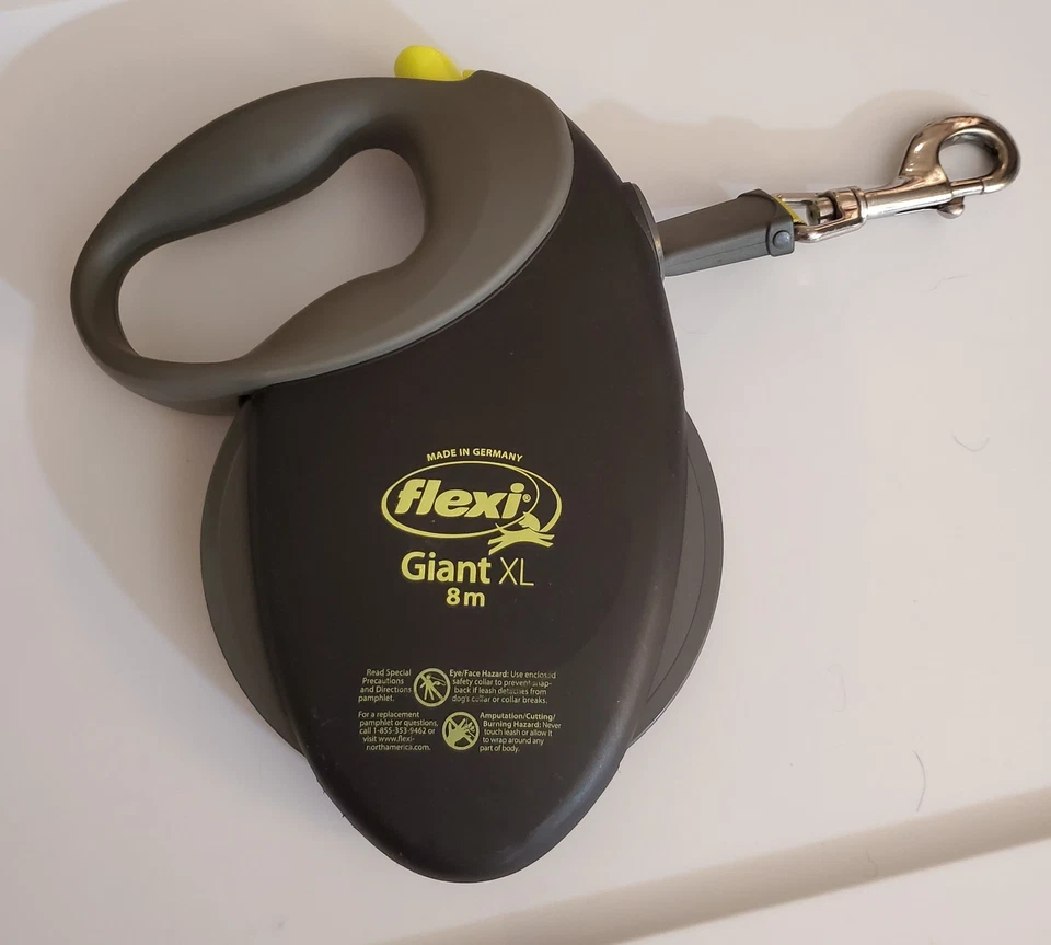 FLEXI Giant XL Retractable Dog Leash Tape 26' / 8M Germany - Image 1 of 4