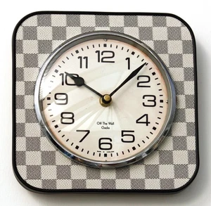 NEU 21cm Retro Grau Wanduhr - Mid Century Stil Vintage French Style Geschenk - Bild 1 von 4