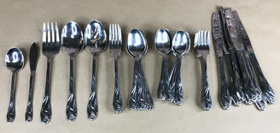 Juego de 52 cubiertos de acero inoxidable Lorilei Oneida. Servicio para 8 con juego de servir Foto 1 de 4