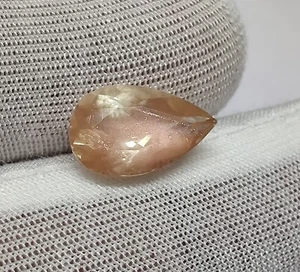 Natürlicher auffälliger Oregon Sonnenstein Birnenform facettierter Edelstein für Schmuck 2,5 kt - Bild 1 von 7
