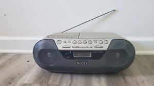 Sony CFD-S05 Cassette Tape Recorder CD Player Boombox AM/FM Radio  Tested