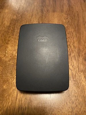 Cisco RE1000 Wireless-N WiFi Range Extender - Image 1 of 3