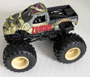 Hot Wheels Monster Jam Truck Zombie Bone Buster Edition Limited HTF! 1:64 Scale - Picture 1 of 9
