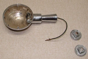TURN SIGNAL HOUSING --- FRONT --- XJ1100 --- genuine Yamaha -- PARTS ONLY - Picture 1 of 3