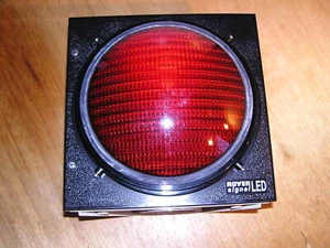 Unused - ROYER F03226012-122000 200mm RED 230VAC 12W IP65 50Hz with case/cover - Picture 1 of 1