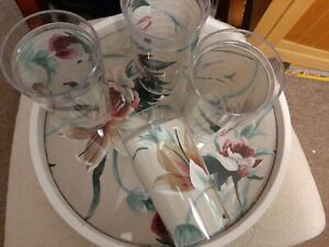 Kraftware 14 In. Vinyl flowers Round Tray 4 insulated cooler glasses party nice
