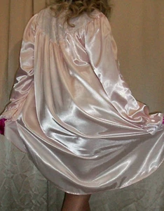 Vtg Victoria's Secret Peach Lace Satin Nightgown M - Picture 1 of 7