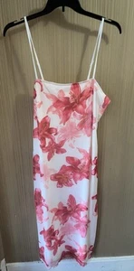 Damenkleid Übergröße Shein Curve Blumen Größe 4XL Neu mit Etikett - Bild 1 von 6