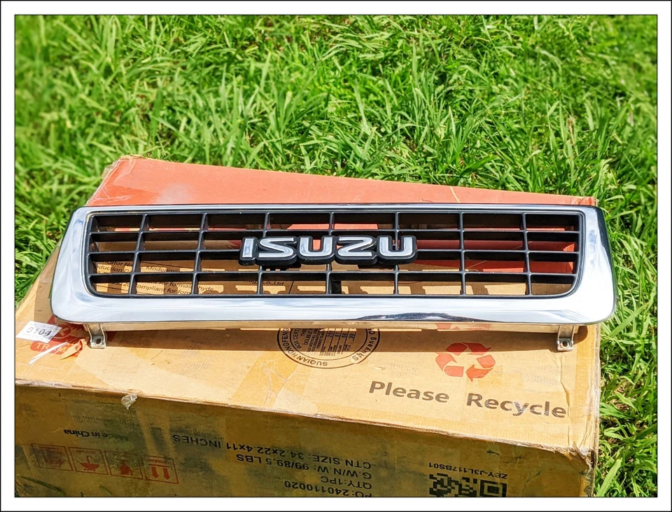 ✅ 93 ISUZU TROOPER 1993 PARRILLA DELANTERA OEM Foto 1 de 4