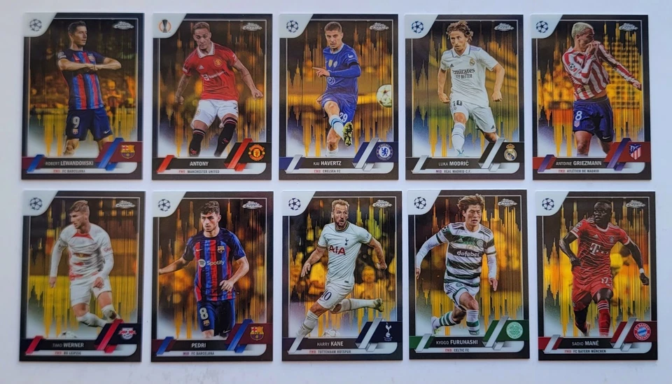 2022-23 Topps Chrome UEFA Club Competitions Black & Gold Seismic /30 - Singles - Image 1 of 1