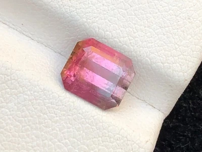 2.50Carat Beautiful bicolour Tourmaline Loose Stone From Afghanistan - Image 1 of 4