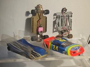 1/24 Slot Car Lot Of 3 Shells & 3 W / Frames # 81 Is Ride Ready - Picture 1 of 17