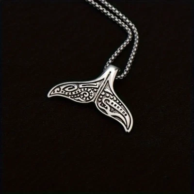 Collar colgante de pez plateado joyería cola de ballena maorí Foto 1 de 4