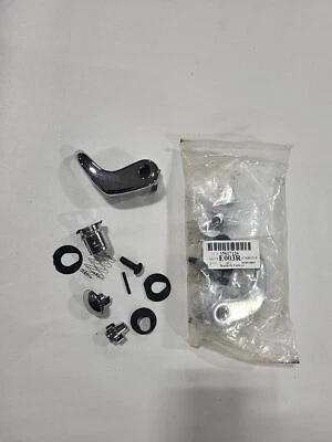 Manija de ventana de ventilación de bloqueo cromada 15617125 Chevy GMC Blazer Jimmy Suburban nueva Foto 1 de 4