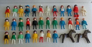 VINTAGE 1974 PLAYMOBIL LARGE LOT 34 OF MISCELLANEOUS FIGURES HORSES GEOBRA - Picture 1 of 6