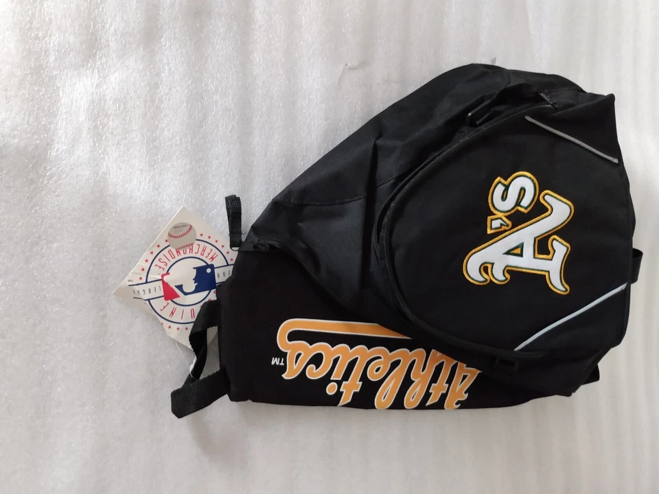 A's бейсбольная команда черный рюкзак 40L с белыми и золотыми буквами мягкие ремни - Изображение 1 из 4