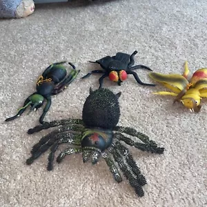 Four Vintage 1980s Rubber Insects - Picture 1 of 9