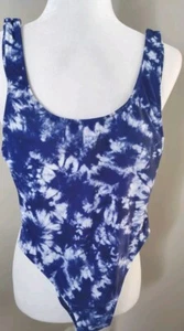 NWT GAP TIE DYE XTRA SMALL BLUE WHITE PADDED CUPS SCOOP BACK - Picture 1 of 4