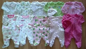 Un montón de pijama de patas de una pieza para niñas talla 0-3 M meses ETC. - Imagen 1 de 85
