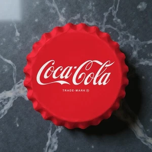 Elegante NewCoca-Cola 3-dimensionale 16,5" Metall Flaschenverschluss Bar, Büro, Männerhöhle - Bild 1 von 5