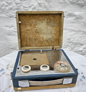 Radio Portatile Vintage PYE Transistor - LW e MW in Custodia Protettiva, per Ricambi ⭐ - Foto 1 di 9