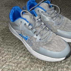 NEW AVIA Men's Avi-Factor Athletic Casual Sneakers Silver/Skydiver-Blue Size 11 - Picture 1 of 14