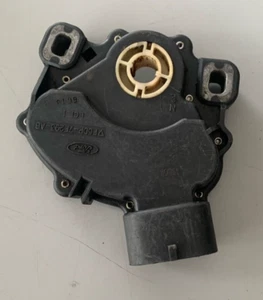 FORD AUTOMATIC TRANSMISSION NEUTRAL SAFETY SWITCH F5DP-7F293-AB OEM - Picture 1 of 8