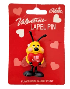 Gibson PIN Mini FIGURINE Valentines Vtg BUMBLEBEE Bee Mine Heart '94 Brooch NEW* - Picture 1 of 5