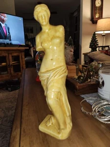 Golden Vintage Signed Venus De Milo Statue, 11" - Picture 1 of 5