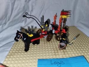 VTG 1997 Lego 6027 Bat Lord Catapult Castle 100% Complete & Instructions BIN C8 - Picture 1 of 13