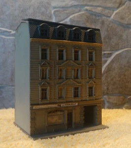 Pola    aus 344   (Spur N)   Stadthaus mit Einfahrt - fertig gebaut - Angebot 2 - Bild 1 von 6