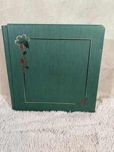 CREATIVE MEMORIES 12X12 GREEN CHRISTMAS ALBUM WITH GOLD ACCENTS - Picture 1 of 4