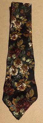 Corbata de seda 100 % importada para hombre de Kuppeheimer estampado floral oscuro Foto 1 de 4