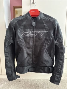 RST Tractech EVO 4 MESH LIGHTWEIGHT MOTORCYCLE CE MENS MaxTex JACKET Small - Picture 1 of 4