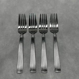 4 Forchette per insalata Reed and Barton inox CRESCENDO II 7 1/8" - Foto 1 di 5