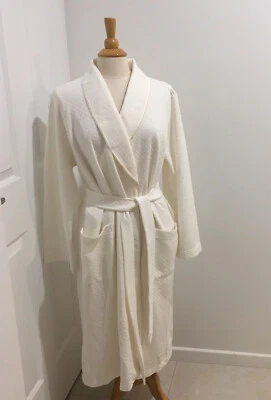 White Romance NWOTMidi Dressing Gown Size L Off White/Cream Waffle Fleece - image 1 of 4