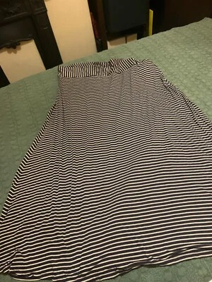black and white striped plus size skirt - size 24 - Image 1 of 4
