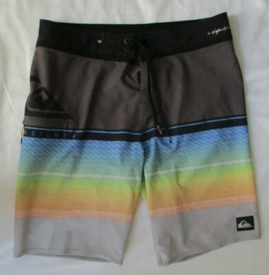 QUIKSILVER BAÑADOR MULTICOLOR / BOARD SHORTS - TALLA 29 Foto 1 de 4