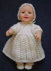 4pce Cream Hand Knitted Dolls Clothes/Premmie Baby 46cm+ 18in+ - Picture 1 of 5