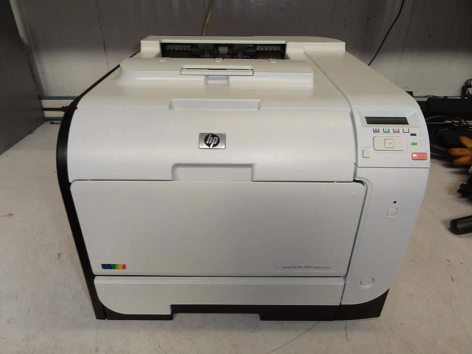 Impresora láser HP Color Laserjet M451nw *Limpiada y reparada** CUENTA 7,450 Foto 1 de 1