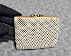 Vintage Whiting and Davis White Gold Tone Mesh Wallet/Change Purse - Picture 1 of 8