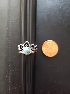 VINTAGE BOHEMIAN WOMENS FASHION RING. SIZE 5.5 - Picture 1 of 3