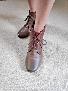Fashion Ankle Boot in Brown Size 6 with cuban heal - Picture 1 of 6