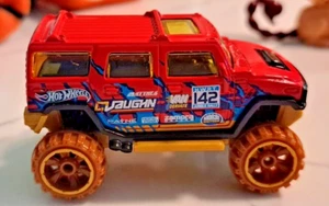 Hot Wheels Hummer Red SUHummer Red SUV Die Cast Toy GM 1186 Mattel 2008 - Picture 1 of 2