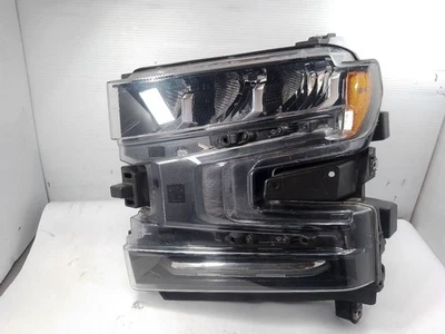 Driver Left Headlight from 2019 Chevrolet Silverado 1500 11815889 - Image 1 of 4