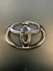 Toyota Trunk Hatch Emblem 5.125in Badge Logo - Picture 1 of 7
